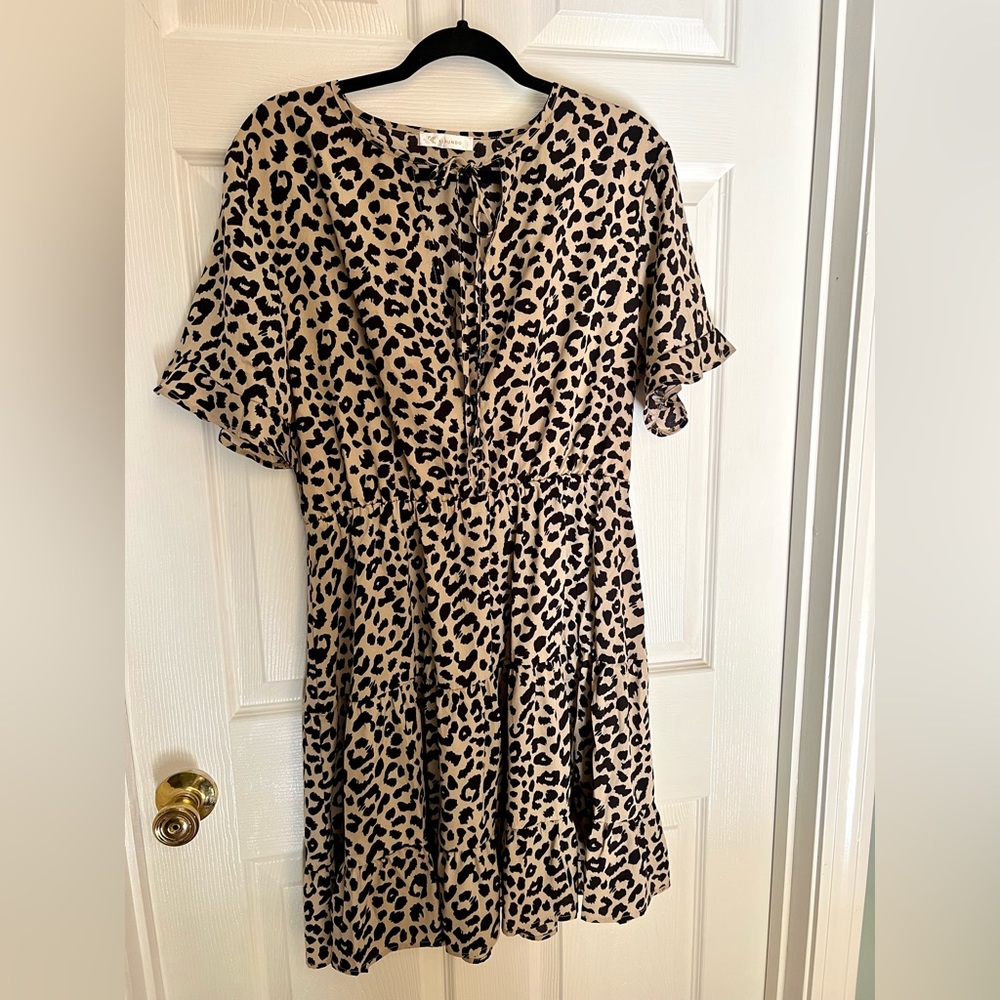 Flowy leopard print dress